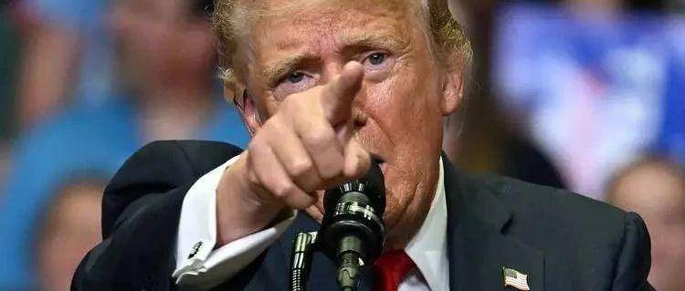 突发！多家货代陆续宣布暂停收货了！特朗普被曝