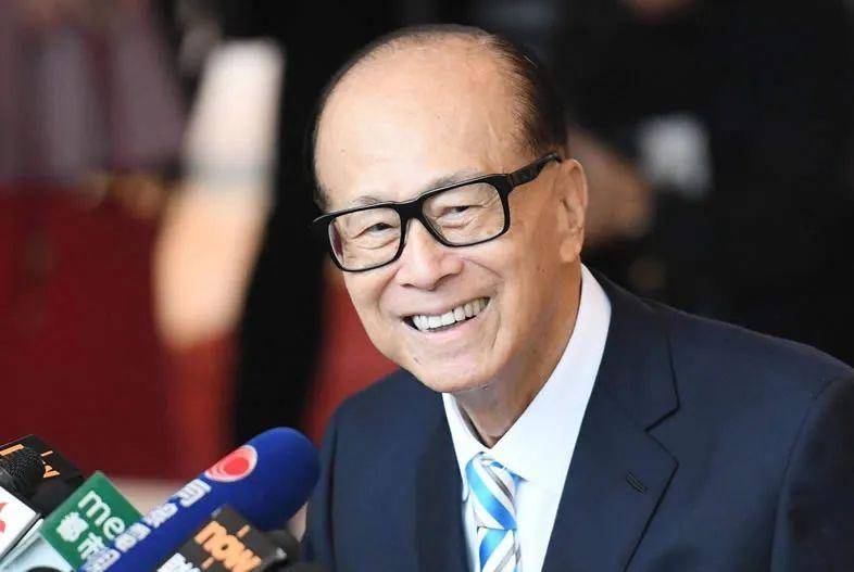 李嘉诚的港口卖也不是,不卖也不是两头堵 企业 微新闻 第1张 李嘉诚的港口卖也不是,不卖也不是两头堵 企业 微新闻 第1张