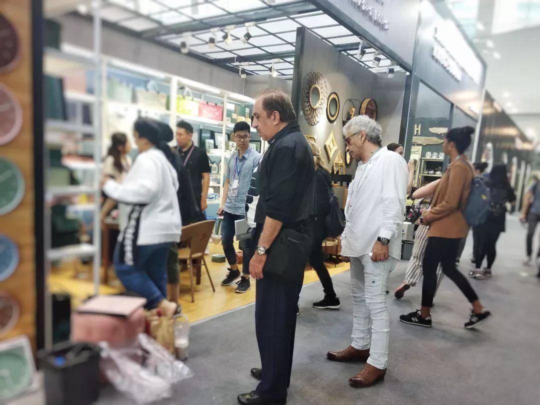 线下广交会和线上B2B采购平台的“渠道革命”,海外采购商怎么看?