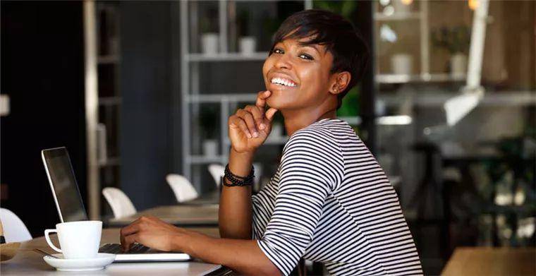 输了!输了!非洲青年做中国假发代购月入3万